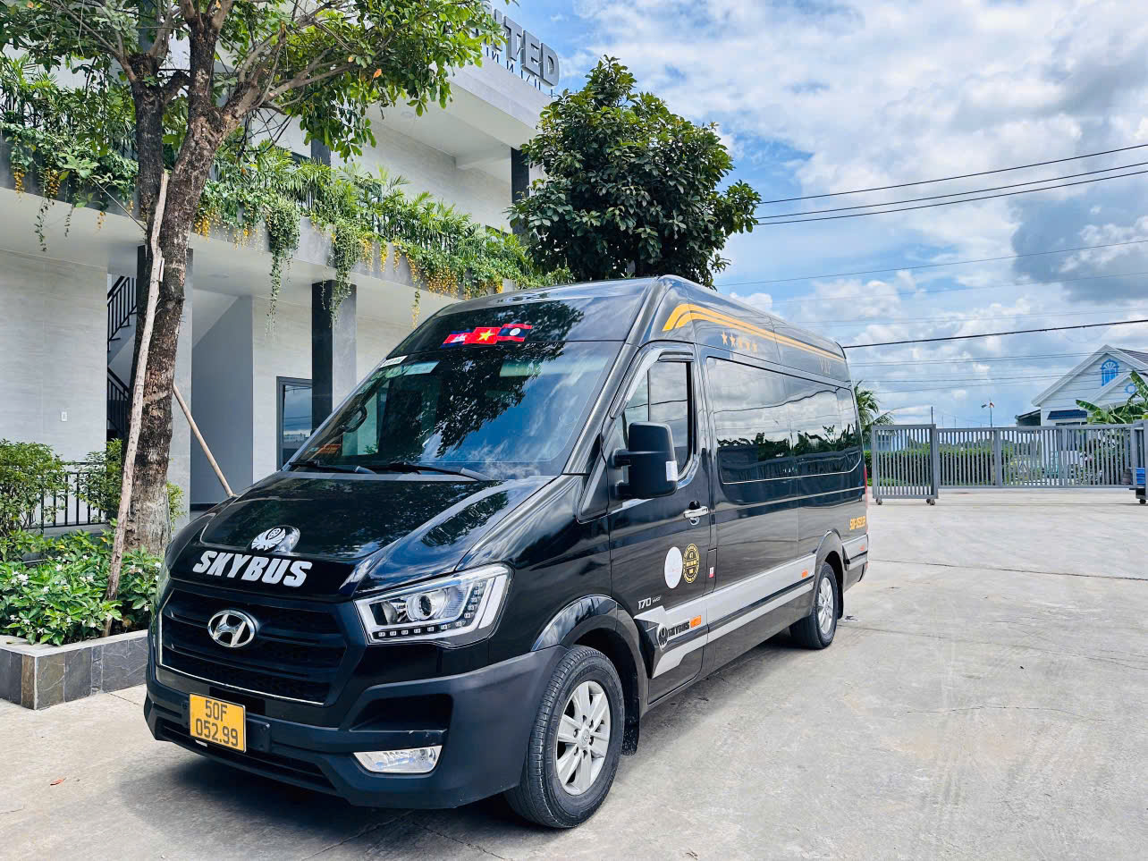 limousine-solati-dcar