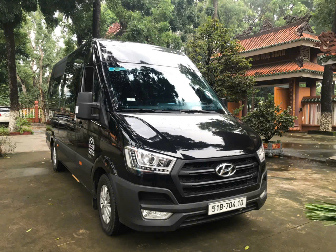 ngoai-that-xe-limousine-solati